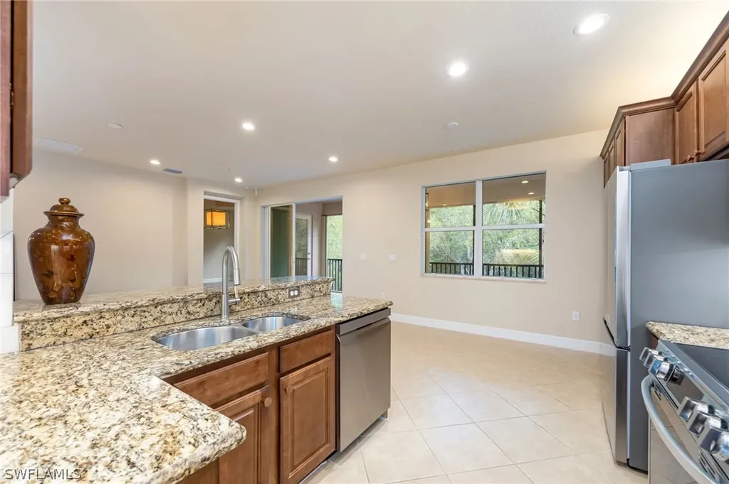 6510 Monterey Point Naples FL 34105