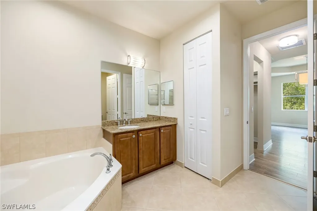 6510 Monterey Point Naples FL 34105