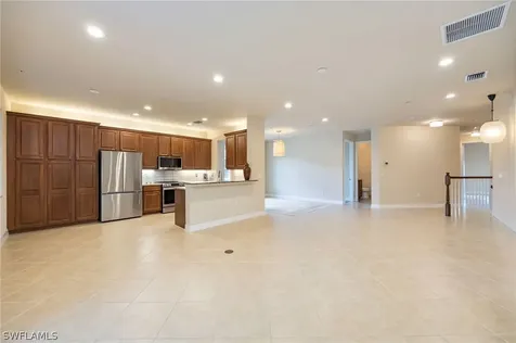 6510 Monterey Point Naples FL 34105