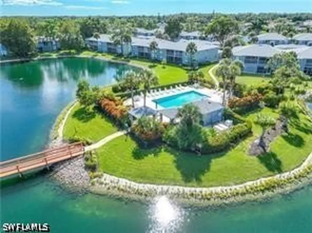 820 New Waterford Drive W Naples FL 34104