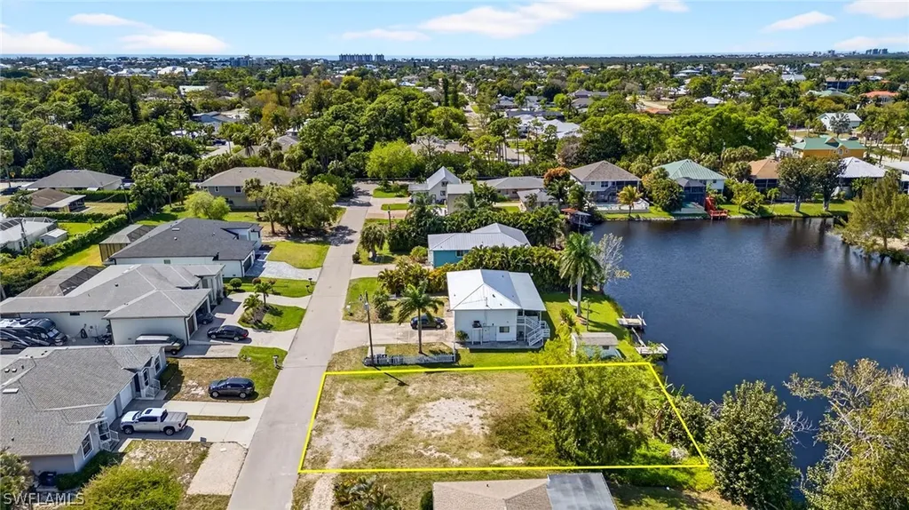 3916 Bennett Lane Bonita Springs FL 34134