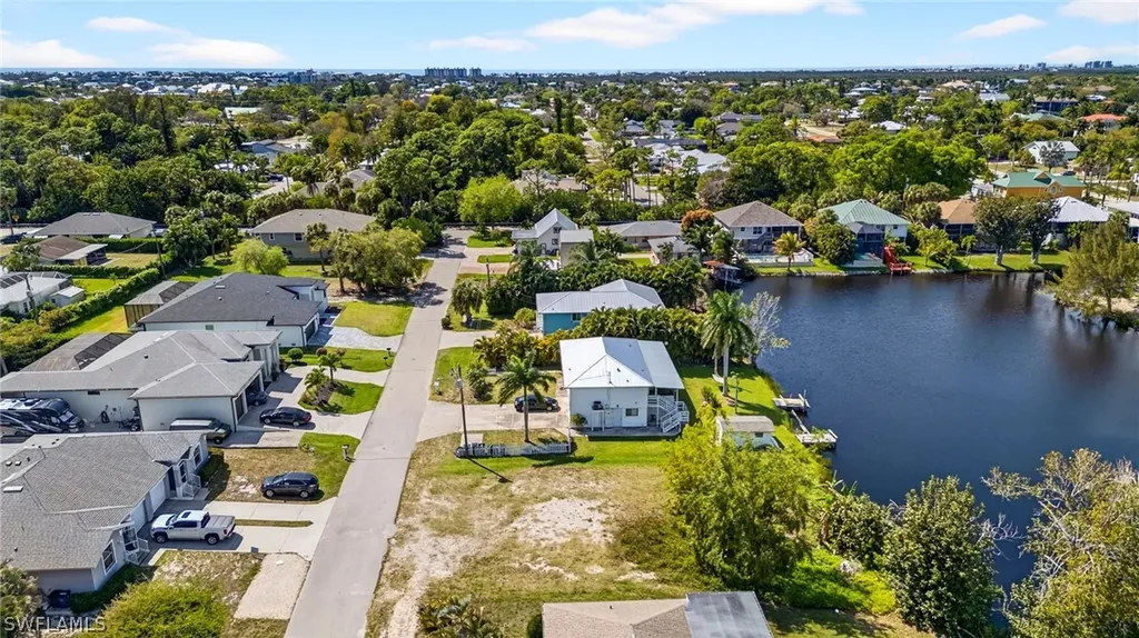 3916 Bennett Lane Bonita Springs FL 34134