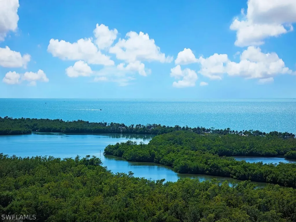 7225 Pelican Bay Boulevard Naples FL 34108