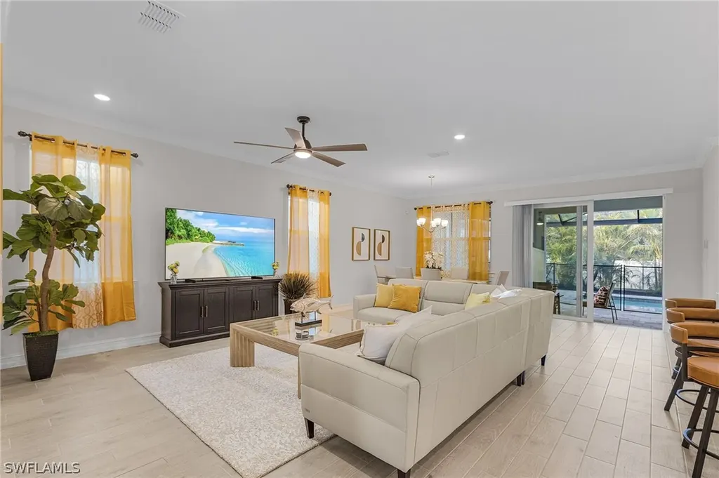 379 Grace Bay Lane Naples FL 34114