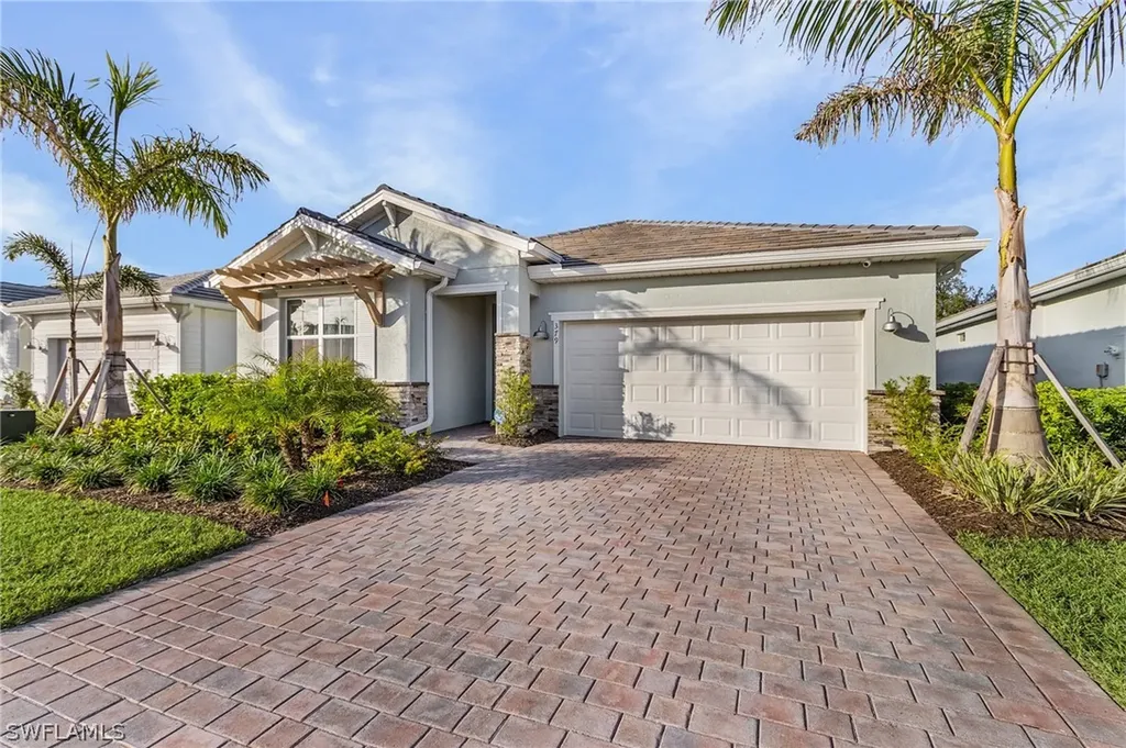 379 Grace Bay Lane Naples FL 34114