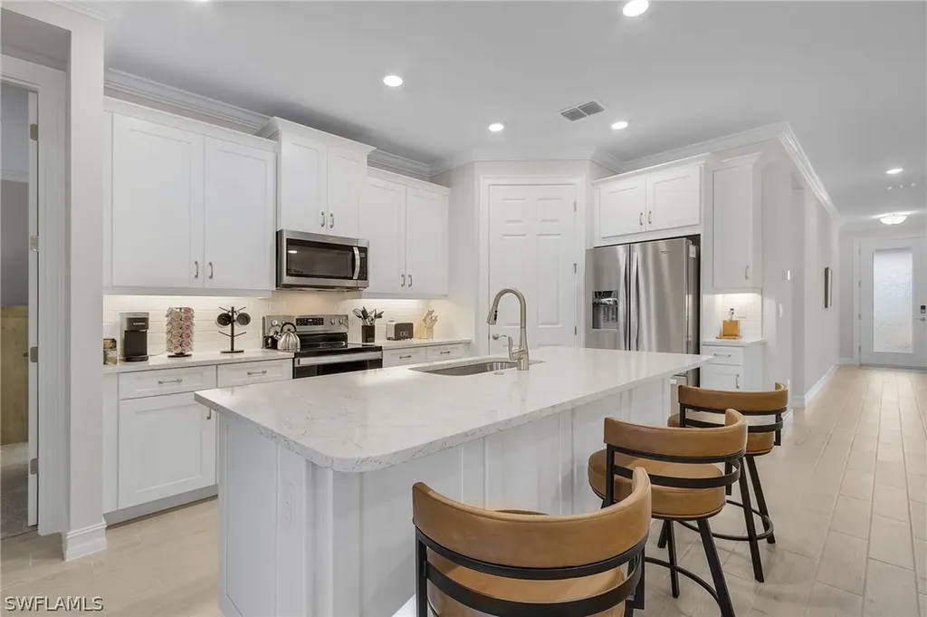 379 Grace Bay Lane Naples FL 34114