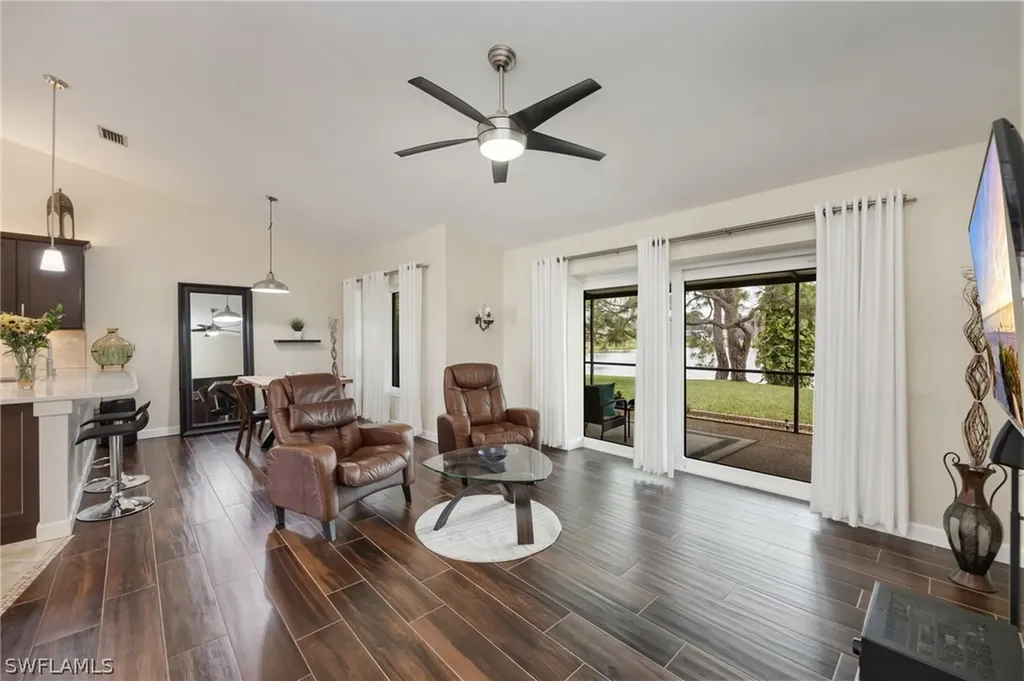 1324 Monarch Circle Naples FL 34116