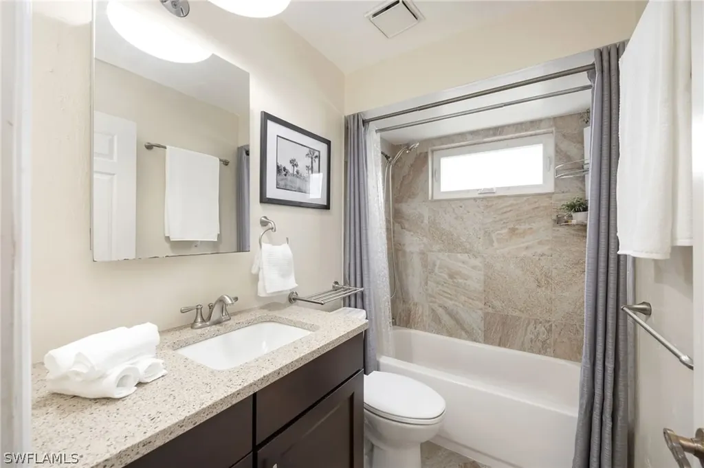 1324 Monarch Circle Naples FL 34116