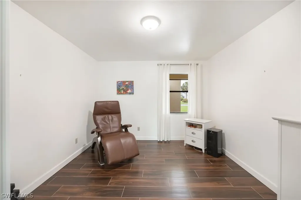 1324 Monarch Circle Naples FL 34116