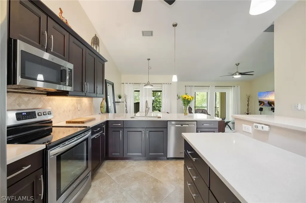 1324 Monarch Circle Naples FL 34116