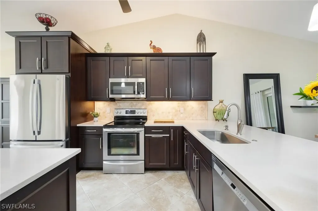 1324 Monarch Circle Naples FL 34116