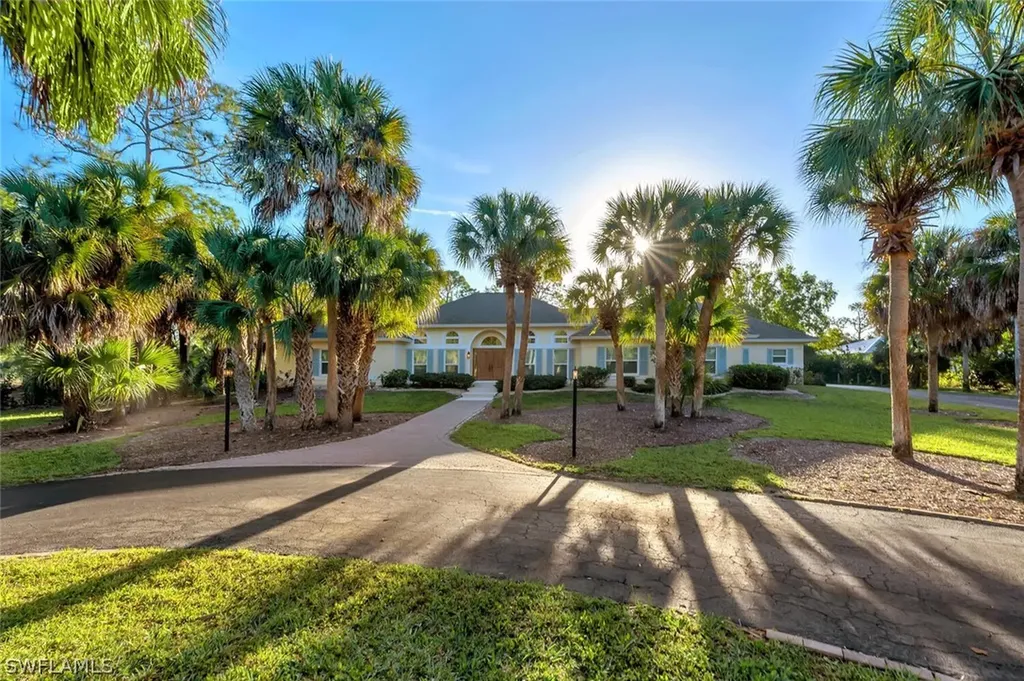3110 70th Street SW Naples FL 34105