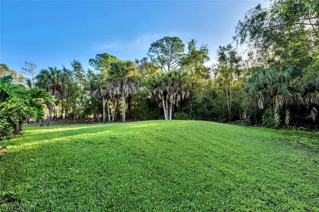 3110 70th Street SW Naples FL 34105
