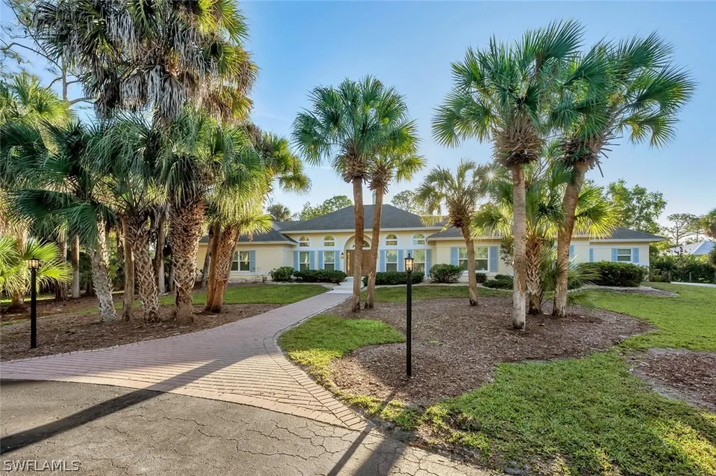 3110 70th Street SW Naples FL 34105