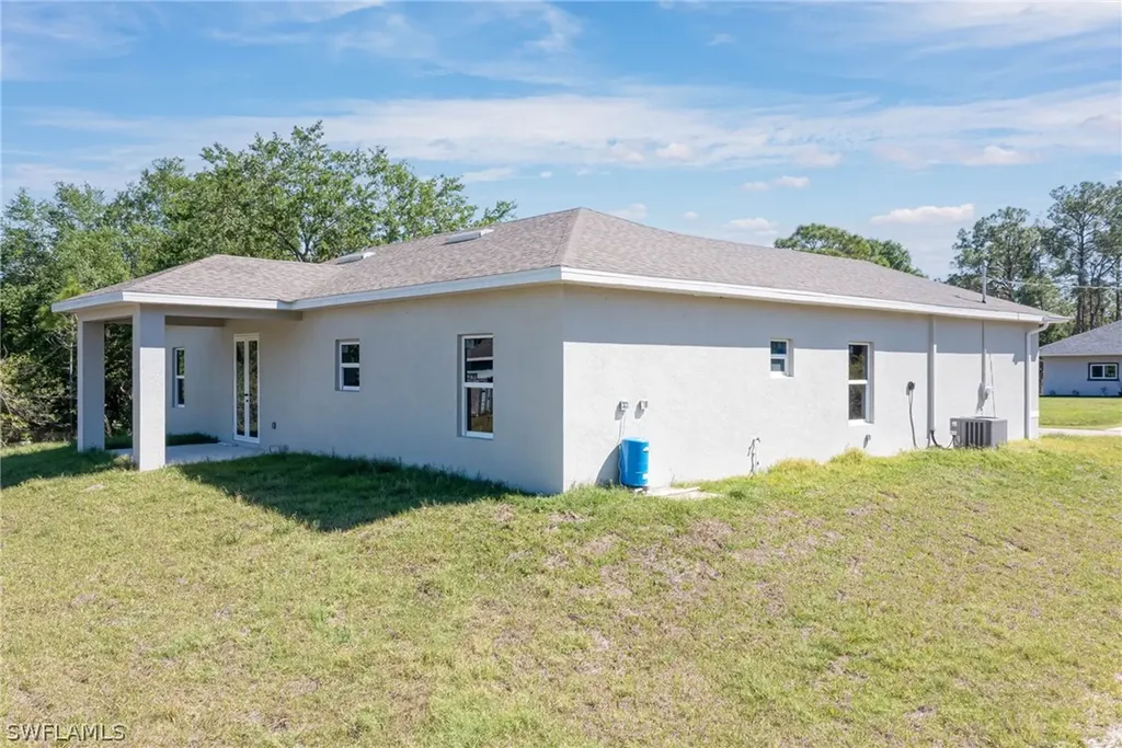2023 Robert Avenue Alva FL 33920