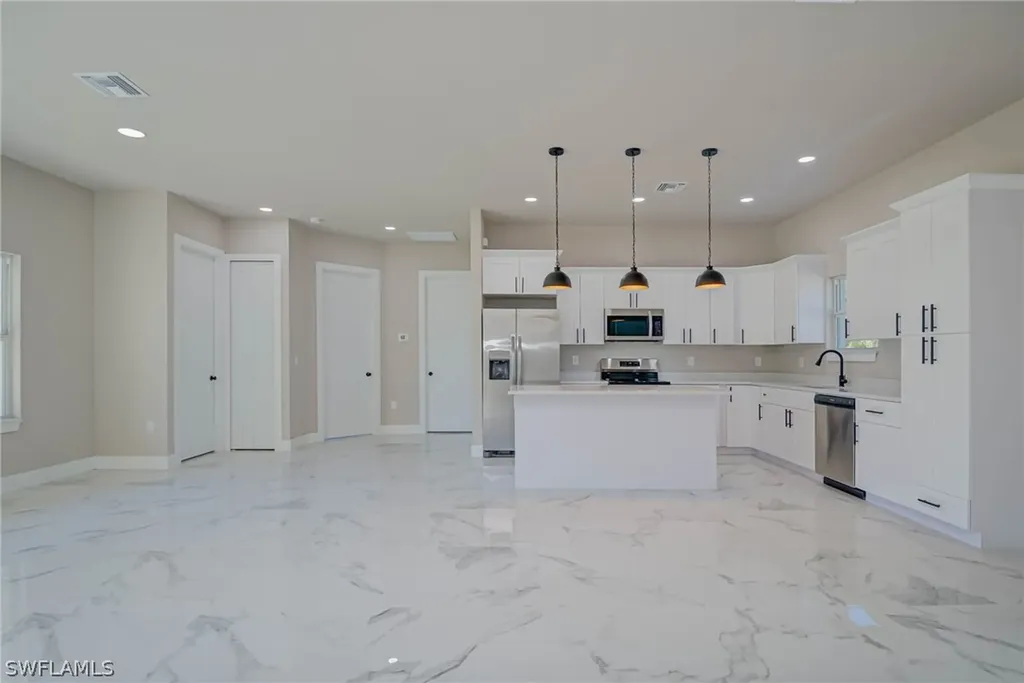 2023 Robert Avenue Alva FL 33920