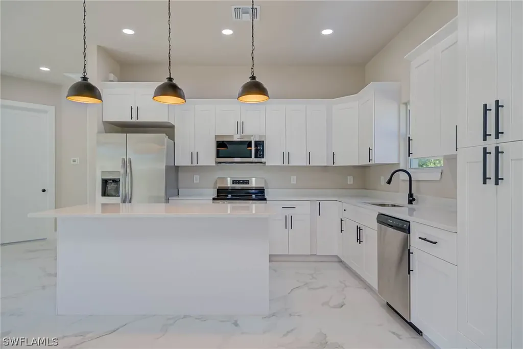 2023 Robert Avenue Alva FL 33920