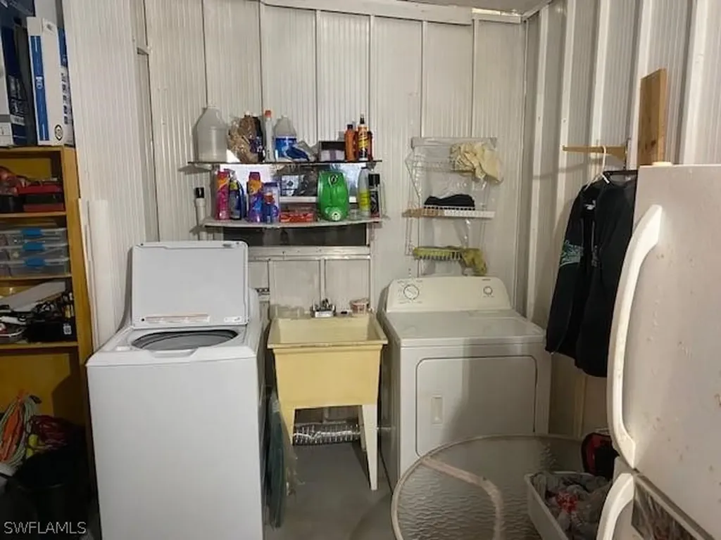 2727 Indianwood Drive North Fort Myers FL 33917