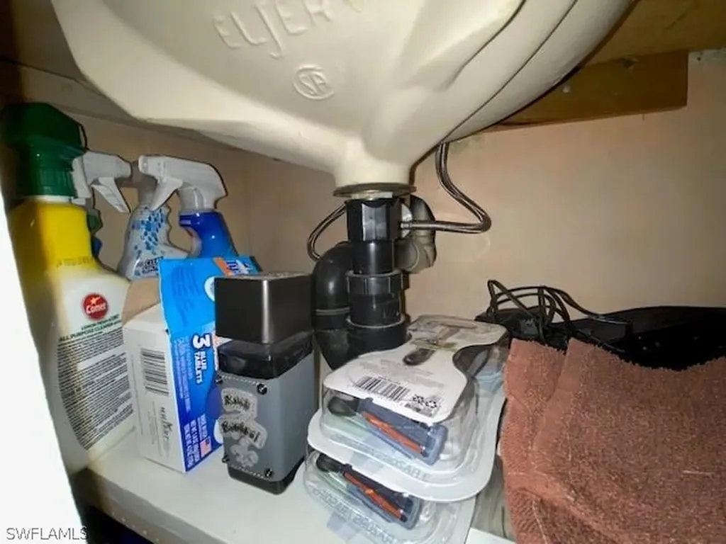 2727 Indianwood Drive North Fort Myers FL 33917