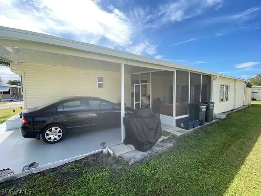 2727 Indianwood Drive North Fort Myers FL 33917