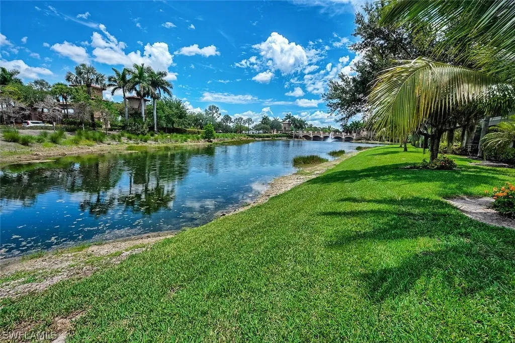9107 Napoli Court Naples FL 34113