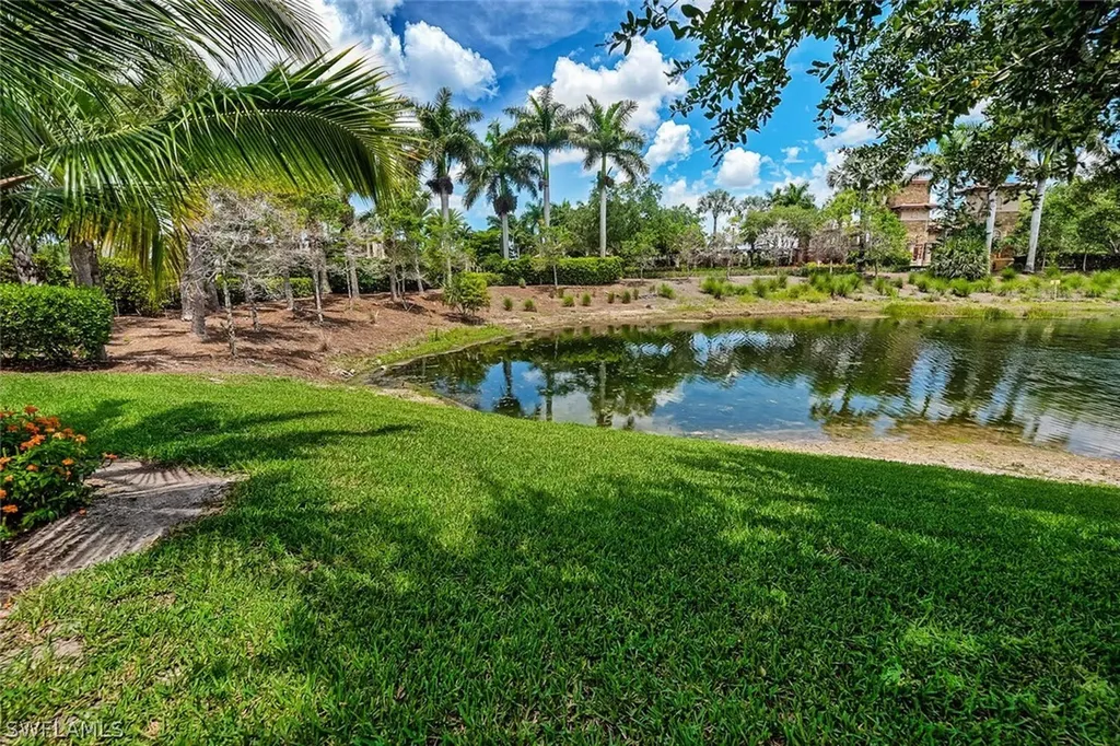 9107 Napoli Court Naples FL 34113