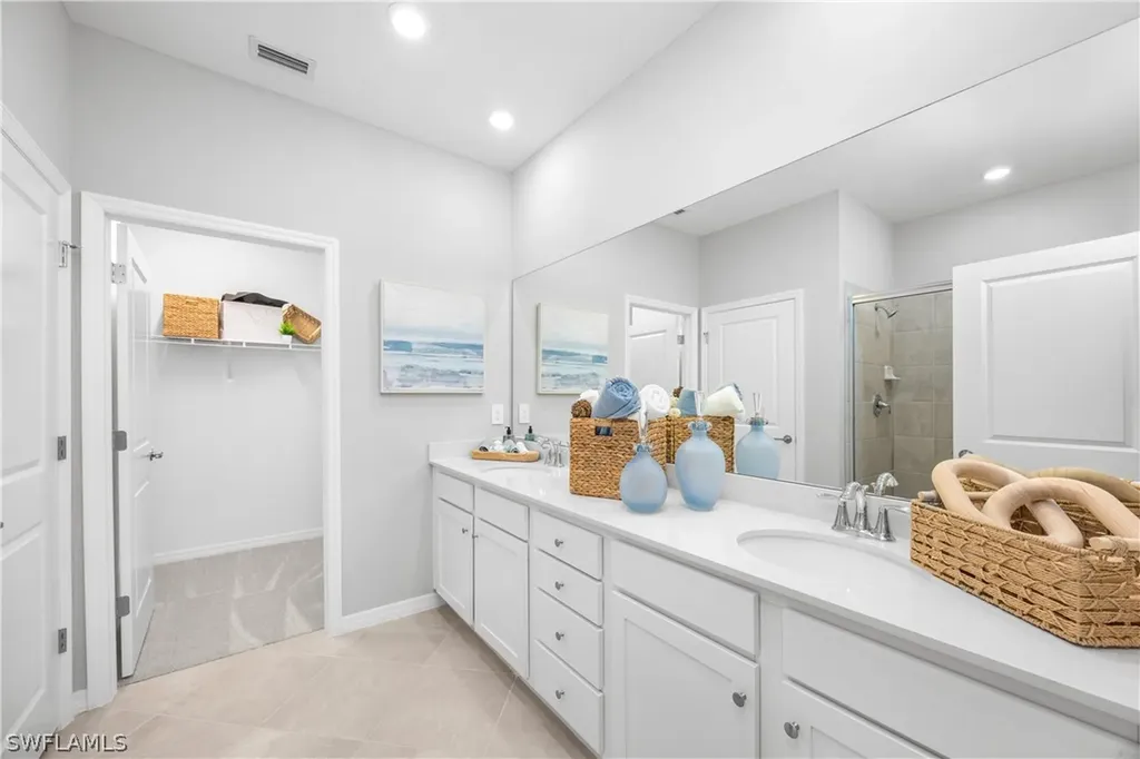 20570 Hazelnut Court S Lehigh Acres FL 33936