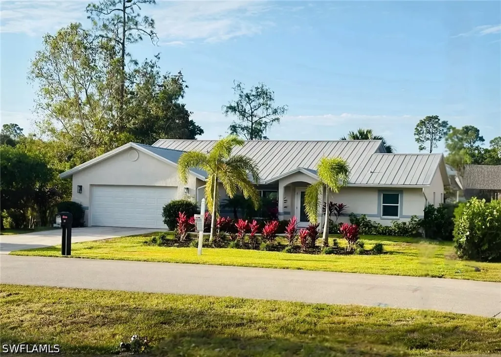 270 Madison Drive Naples FL 34110