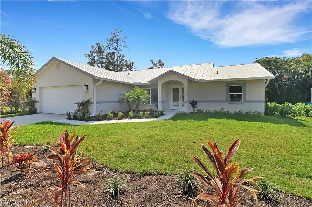 270 Madison Drive Naples FL 34110