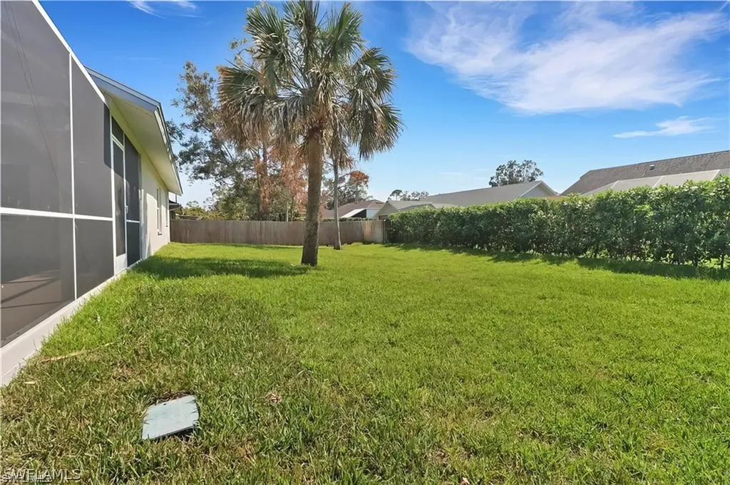 270 Madison Drive Naples FL 34110