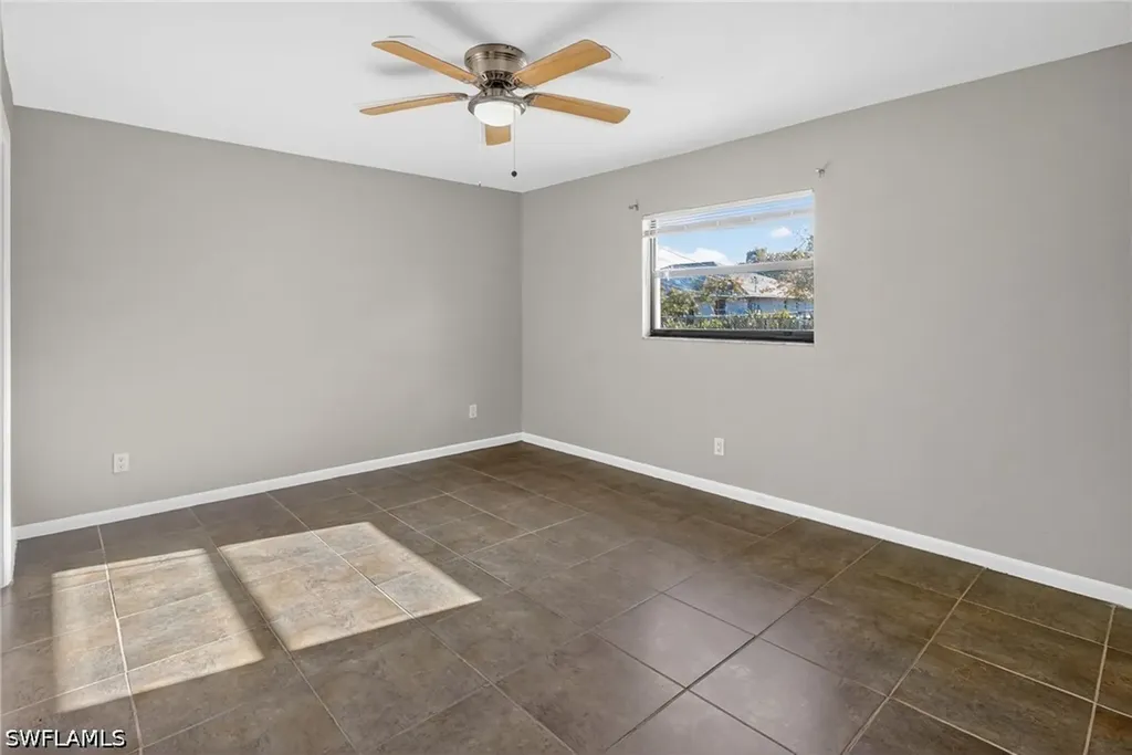 1413/1415 SE 23rd Place Cape Coral FL 33990