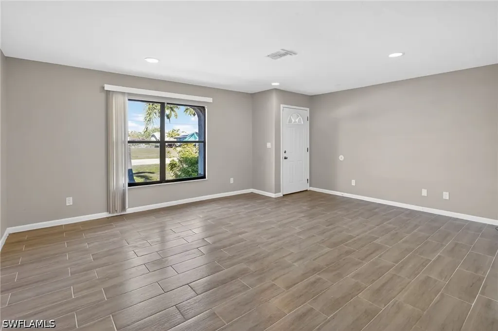1413/1415 SE 23rd Place Cape Coral FL 33990