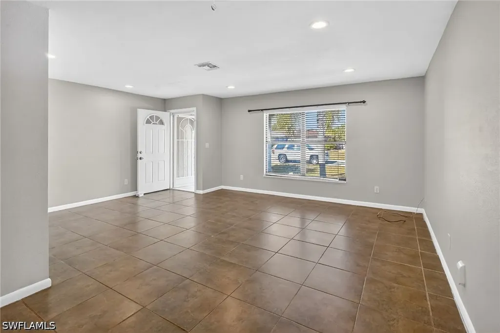 1413/1415 SE 23rd Place Cape Coral FL 33990