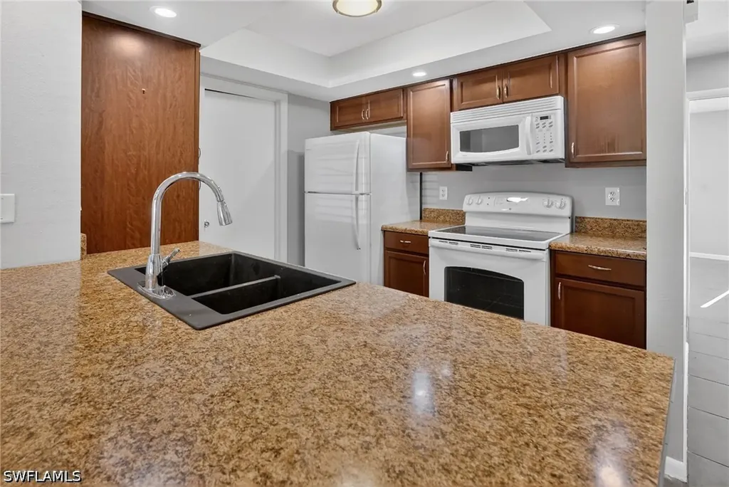 1413/1415 SE 23rd Place Cape Coral FL 33990