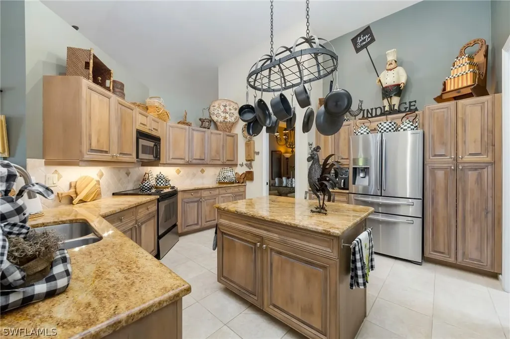 6347 Old Mahogany Court Naples FL 34109