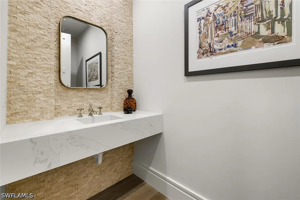 495 5th Street S Naples FL 34102