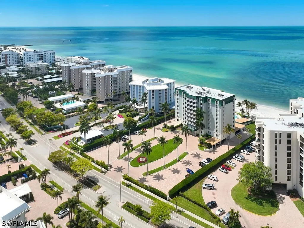 3003 Gulf Shore Boulevard N Naples FL 34103