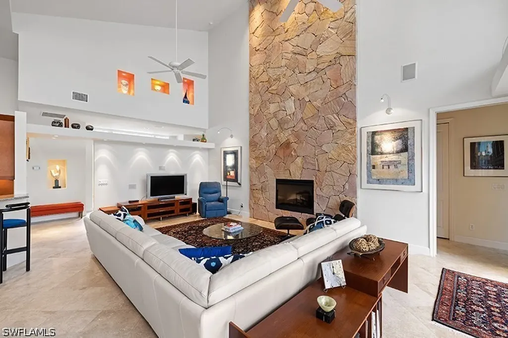 433 Crestwood Lane Naples FL 34113