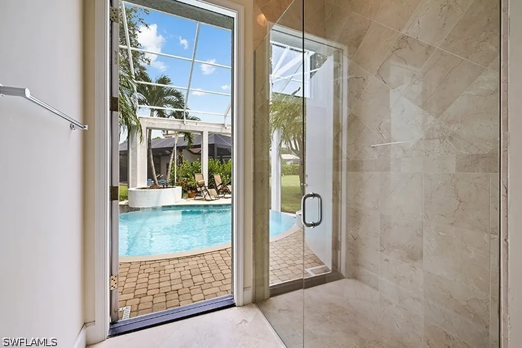 433 Crestwood Lane Naples FL 34113