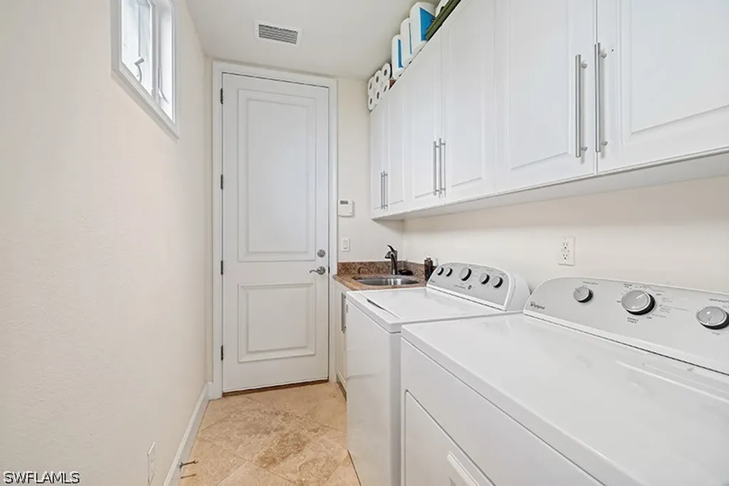 433 Crestwood Lane Naples FL 34113
