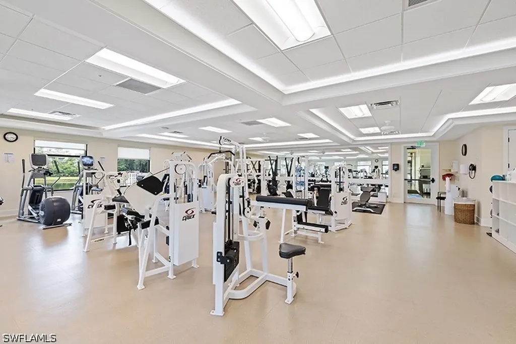 433 Crestwood Lane Naples FL 34113