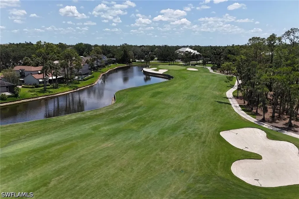 433 Crestwood Lane Naples FL 34113