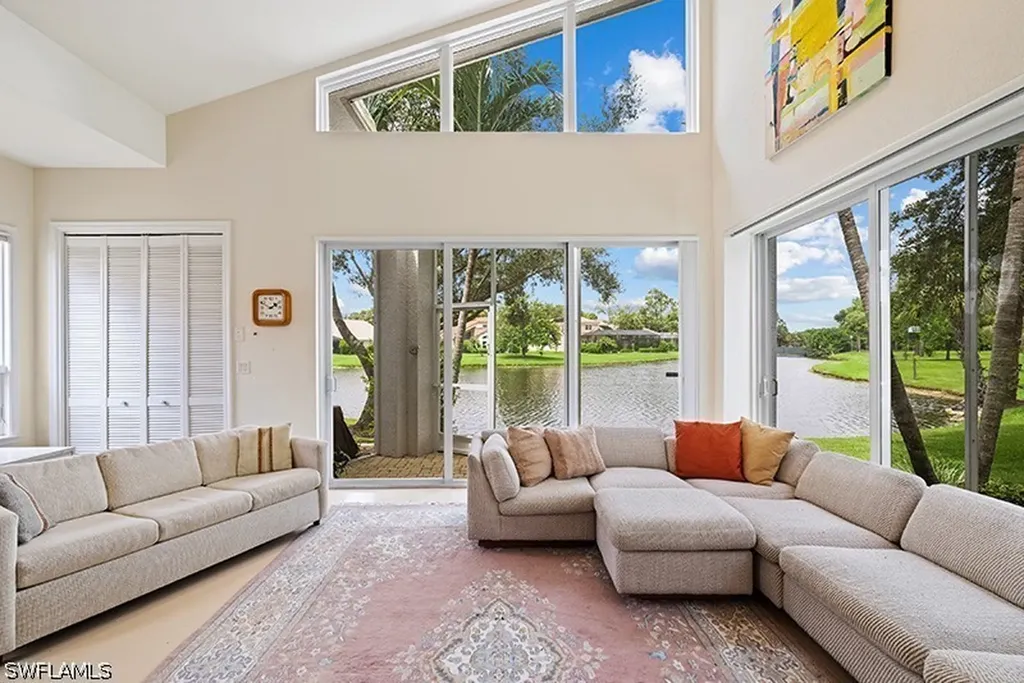 433 Crestwood Lane Naples FL 34113