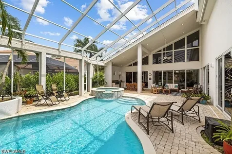 433 Crestwood Lane Naples FL 34113