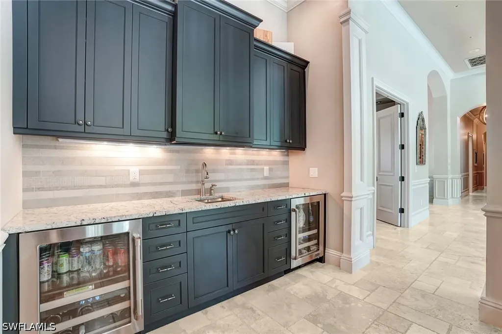 7562 Cordoba Circle Naples FL 34109