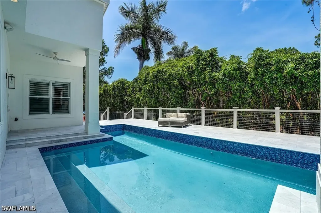 7562 Cordoba Circle Naples FL 34109