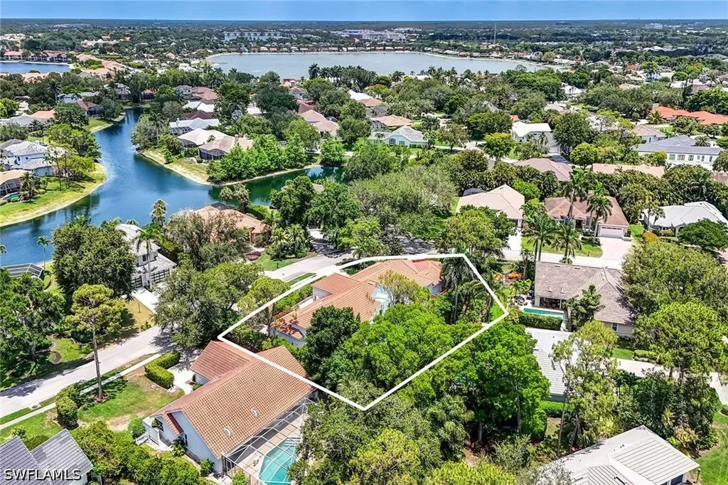 7562 Cordoba Circle Naples FL 34109