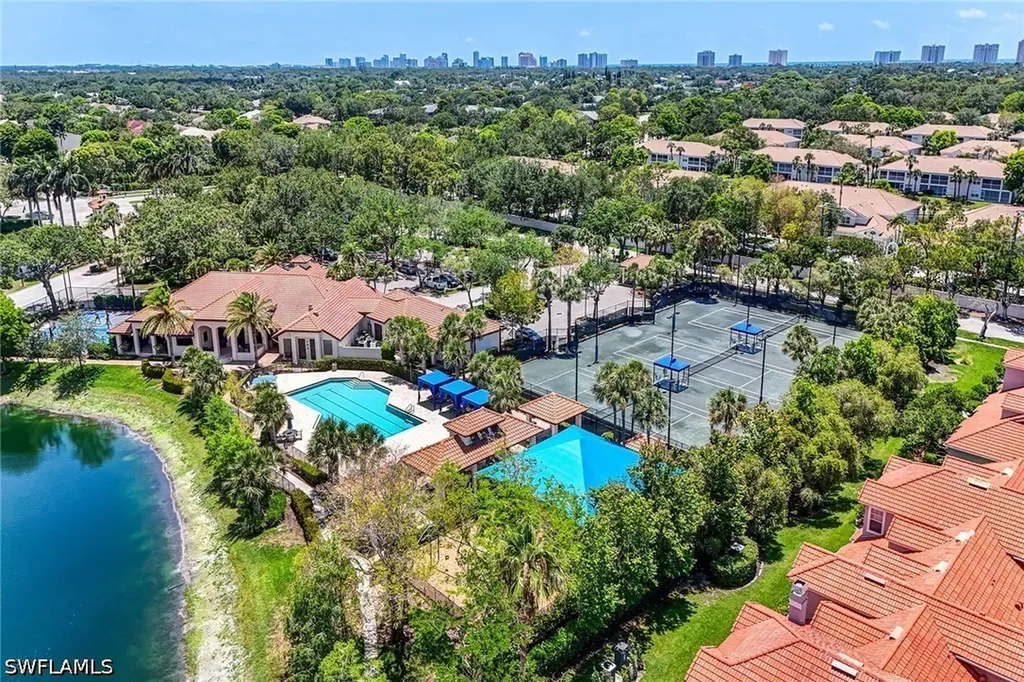 7562 Cordoba Circle Naples FL 34109