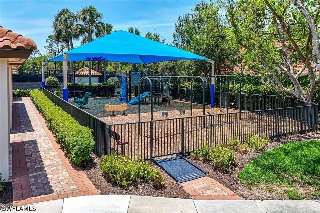 7562 Cordoba Circle Naples FL 34109