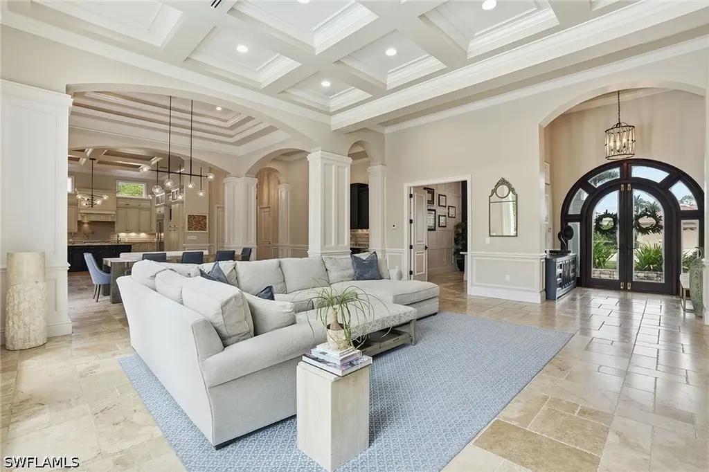 7562 Cordoba Circle Naples FL 34109